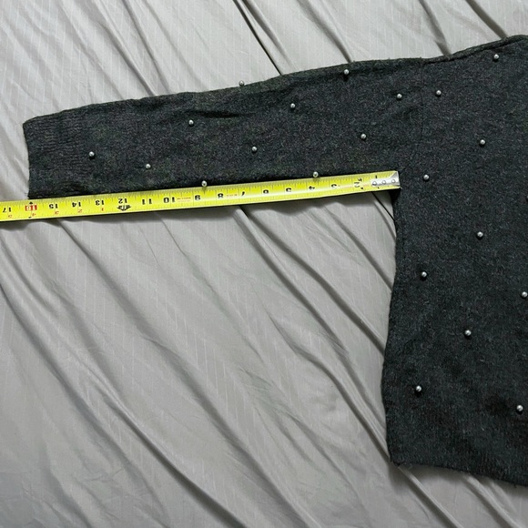H&M Knit Crewneck Sweater with Beaded Pearls in Grey - Picture 8 of 9